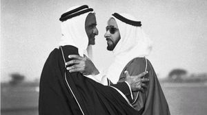 اتفق زايد آل نهيان وراشد آل مكتوم على تأسيس الإمارات العربية المتحدة- تويتر