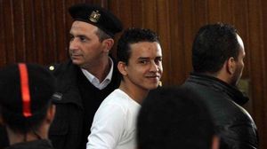 حسين لقب بمعتقل التي شيرت في مصر- تويتر