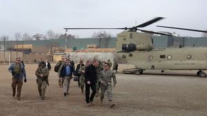المسؤول الأمريكي أكد على ضرورة إشراك الحكومة في محادثات السلام مع طالبان- جيتي 