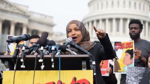 إلهان عمر تعد أول مسلمة محجبة تصل إلى النواب الأمريكي- جيتي