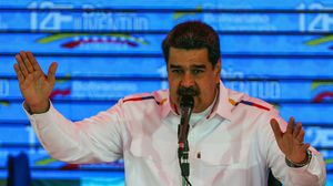 أعلن مادورو انتهاء الانقلاب واصطفاف الجيش إلى جانبه - جيتي