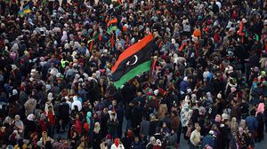 شهدت عدة مدن ليبية احتفالات عارمة بالذكرى الثامنة للثورة ضد نظام معمر القذافي في شباط/فبراير 2011- جيتي