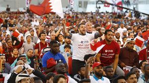 وافد عشرات آلاف القطريين والمقيمن إلى كورنيش الدوحة لاستقبال لاعبي منتخب العنابي- فيسبوك