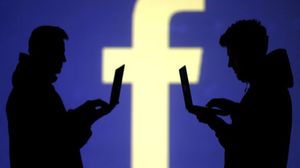 كان فيسبوك تكنولوجيا اجتماعية مميزة أضفت تجربة فريدة من نوعها على واقعنا لكنه تحول إلى تهديد اجتماعي خطير- الغارديان
