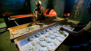 مدني: الحكومة ستواصل دعم أسعار الخبز لكنها تريد تحقيق "العدالة" في توزيع الدعم- جيتي 