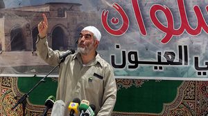 قضت محكمة الاحتلال ببدء قضاء الشيخ رائد صلاح المحكومية البالغة 28 شهرا من السجن الفعلي، في 16 آب/ أغسطس المقبل- جيتي