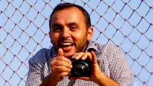 الصحفي معتز ودنان أكمل عامه الثاني بالسجن وهو الحد الأقصى للحبس الاحتياطي- مواقع التواصل