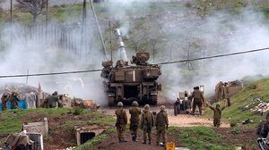 يقول مسؤولون أمريكيون إن إسرائيل ستواجه صعوبة في خوض حرب على جبهتين في وقت واحد إذا شن حزب الله معركة واسعة النطاق في الشمال- جيتي