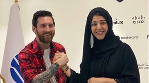 ظهر ميسي في مقطع فيديو برفقة ريم إبراهيم الهاشمي، وزيرة الدولة لشؤون التعاون الدولي في الإمارات- فيسبوك