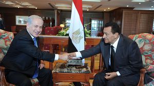 قال دبلوماسيون اسرائيليون إن مبارك كان شريكا مصريا لاسرائيل- جيتي