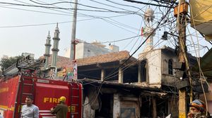 مساجد ومنازل المسلمين في بعض أحياء نيودلهي تعرضت للحرق- جيتي