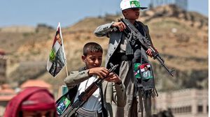   سام والأورومتوسطي: جماعة الحوثي تجنّد أكثر من 10 آلاف طفل في اليمن (منظمة سام)