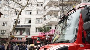 اندلع حريق في منزل بالطابق الثالث بمبنى في اسنلر بإسطنبول- إعلام تركي