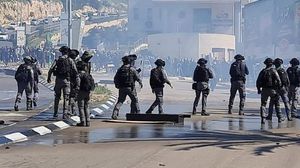  اعتدت شرطة الاحتلال على مظاهرة في أم الفحم ما أدى إلى إصابة واعتقال عدد من الفلسطينيين- تويتر