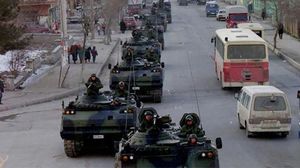 أثار الحدث حفيظة النظام بدعوى بممارسة "الرجعية"، وأقدم الجيش في 4 شباط/ فبراير على اقتحام سنجان بالدبابات- ملليت