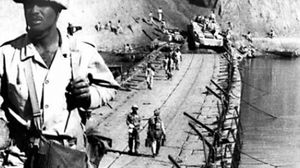 جنود مصريون بعد اقتحام خط بارليف على قناة السويس- أرشيفية