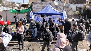 الاحتلال قمع اعتصاما لعشرات الفلسطينيين من أهالي حيّ الشيخ جراح الخميس- جيتي