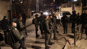 يتعرض عشرات القاصرين الفلسطينيين في حي الشيخ جراح لعنف متواصل من قبل المستوطنين- الأناضول