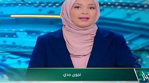 أشاد نشطاء جزائريون ببداية عودة الحجاب إلى التلفزيون الرسمي