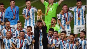 قاد ميسي منتخب الأرجنتين للفوز على فرنسا بركلات الترجيح- Transfer New / تويتر