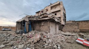 زاد الطقس من صعوبة إنقاذ السوريين المتضررين من الزلزال - تويتر