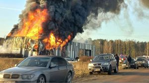 لم تحدد لاتفيا أسباب اندلاع الحريق - تويتر