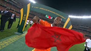 ظهر علم المغرب أيضا في الشاشة الرئيسية لملعب "الحسن واتارا"-  Botola / إكس
