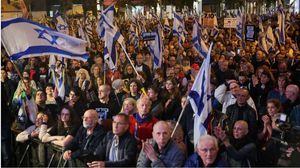 تأتي الاحتجاجات الإسرائيلية رفضا لمماطلة نتنياهو في عقد صفقة تبادل أسرى جديدة- إكس