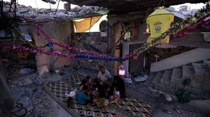 الفلسطينيون يحتفلون بقدوم شهر رمضان في غزة رغم الحرب- إكس