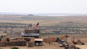القاعدة الأمريكية في حقل العمر النفطي شمال شرق سوريا