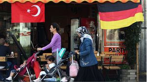 يعيش في ألمانيا حوالي 3 ملايين تركي يحملون الجنسية الألمانية نصفهم في سن التصويت- جيتي