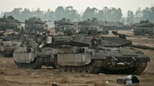 دبابات إسرائيلية على تخوم غزة (أرشيفية) - ا ف ب