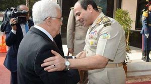 عباس لدى خلال لقائه بالسيسي عقب الانقلاب - (أرشيفية) الأناضول