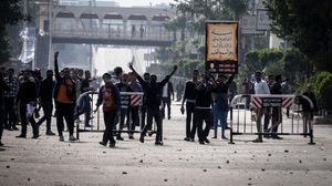 طلاب بجامعة القاهرة يتظاهرون ضد الانقلاب - أرشيفية