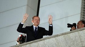 أردوغان خلال احتفال فوز حزبه بالانتخابات المحلية - الأناضول