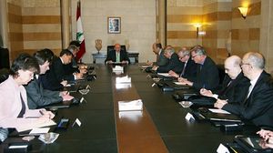 ممثلو "المجموعة الدولية لدعم لبنان" في لقاء مع رئيس الحكومة تمام سلام- (أرشيفية) 