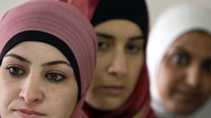 تشكل الإناث 48.5% من إجمالي السكان في الأردن - أ ف ب