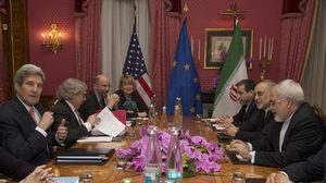 الاتفاق النووي الإيراني يتضمن رفع العقوبات عن تصدير النفط الإيراني - أرشيفية