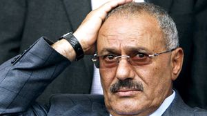 "صالح" طلب من الموالين له تقدير موقف ودوافع تفويض أمين عام حزبه - أرشيفية