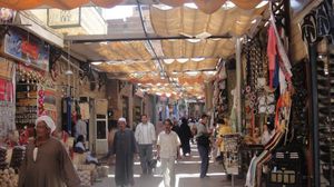 مبيعات الأسواق في مصر تراجعت خلال الفترة الماضية بنسب لا تقل عن 60% - أرشيفية