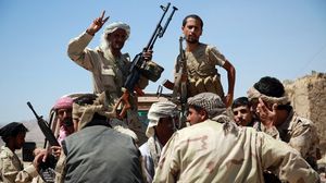 فرار القائد العسكري للحوثيين "أبوعلي الحاكم" ومحافظ تعز ـ أ ف ب