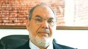 انتقد مجموعة من المتخصصين في العلوم الشرعية مسلك الدكتور طه العلواني في التعامل مع السنة النبوية- أرشيفية
