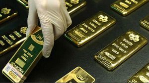 الذهب تراجع في العقود الأمريكية الآجلة 0.4 بالمئة إلى 1214.90 دولارا للأوقية - أرشيفية