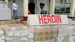 تكافح السلطات للقضاء على تجارة المخدرات- أ ف ب