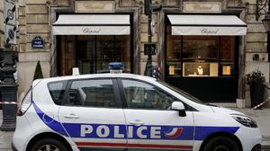 ادلعت مواجهات بين الشرطة الفرنسية ومشجعين جزائرين بشوارع باريس - أ ف ب