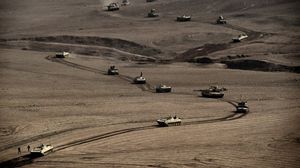 أرتال من القوات العراقية تتحرك باتجاه أهداف غرب الموصل- أ ف ب