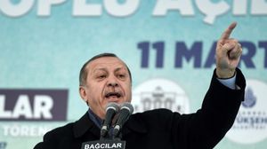 زاد أردوغان من انتقاده لأوروبا وصعد من تصريحاته مؤخرا مع اقتراب الاستفتاء- أ ف ب