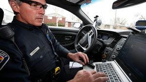 أمريكا شرطة حاسوب كومبيوتر - جيتي