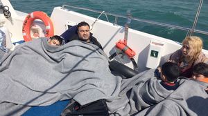 8 ناجين من بين 22 مهاجرا كانوا على متن المركب- الأناضول