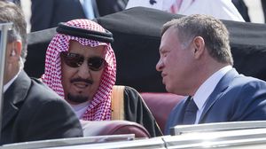 الملك سلمان في أول زيارة رسمية للأردن منذ توليه الحكم في كانون الثاني 2015 - الأناضول